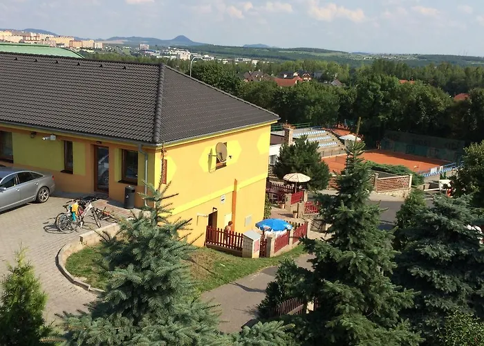 Hotel Pohadka Most